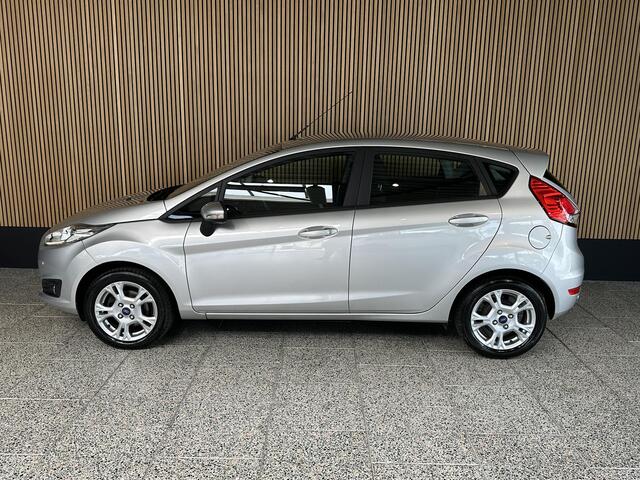 Ford FIESTA 1.0 Style Ultimate Navigatie | Cruise controle | Parkeer sensoren
