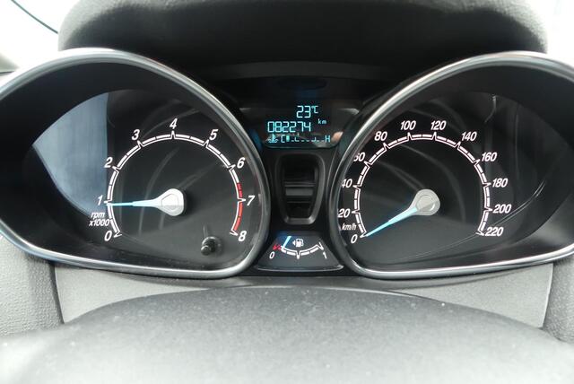 Ford FIESTA 1.0 EcoBoost Titanium CRUISE, CLIMA, TREKHAAK (900KG), NAVI, PDC, BLUETOOTH AUDIO, 82.274KM