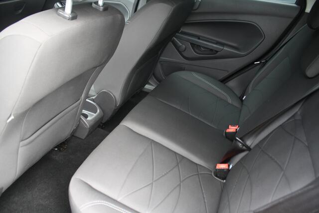 Ford FIESTA 1.5 TDCi Style Ultimate Lease Edition - NAVIGATIE - PDC