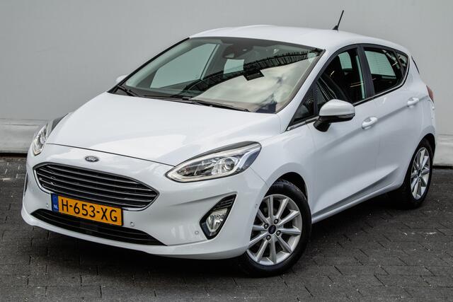 Ford FIESTA 1.0 EcoBoost Titanium Trekhaak/ Led/ Carplay/ Navigatie/ Stoel-stuurverwarming/ Blindspot/ 16" Lmv