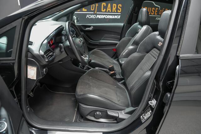 Ford FIESTA ST-3 1.5 200pk |Milltek dual outlet|Maxton splitterset|Eibach verlagingsveren|panoramadak|B&O|18"|LED|winterpack|cruise control|keyless|