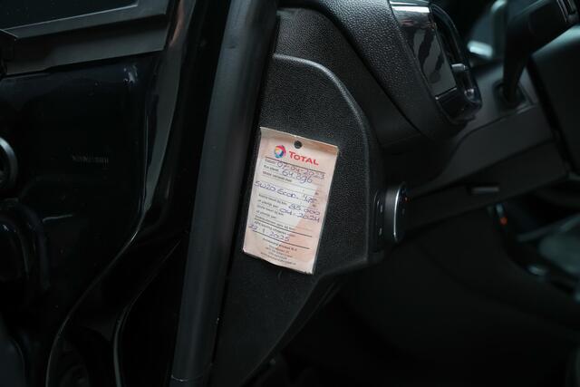 Ford FIESTA ST-3 1.5 200pk |Milltek dual outlet|Maxton splitterset|Eibach verlagingsveren|panoramadak|B&O|18"|LED|winterpack|cruise control|keyless|