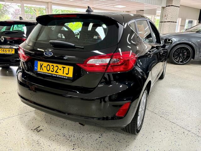 Ford FIESTA 1.0 ECOB. TITANIUM / Climat / Cruise / Navigatie / Dab / Multimedia