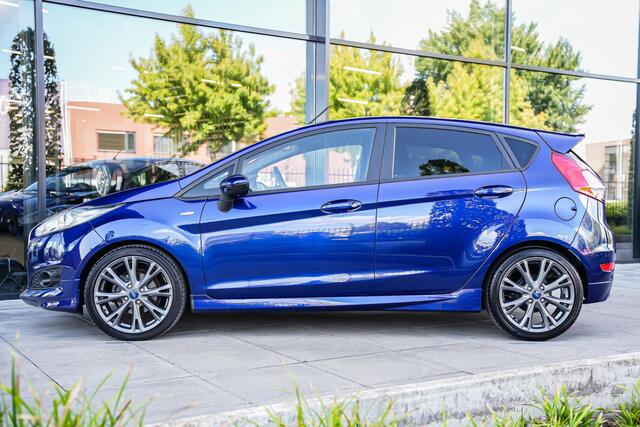 Ford FIESTA ST-Line 1.0 100pk |cruise control|parkeersensoren achter|bluetooth|voor + achterruitverwarming|17" lichtmetalen velgen|