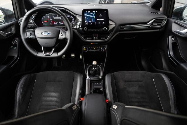 Ford FIESTA 1.5 EcoBoost ST-3 200 pk / Miltek-Uitlaat/ Recaro-Stoelen/ Stoel.Verw/ Keyless/ B&O-Sound/ Xenon/ Camera/ 18'' LMV