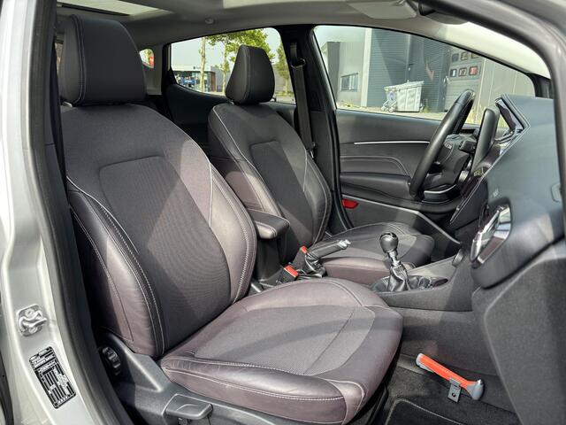 Ford FIESTA 1.0 EcoBoost Vignale NL-Auto, Full-Options! | Panoramadak | Adapt. Cruise Control | Stuur- + Stoelverwarming | B&O Audio | 18'' Velgen | Rijklaarprijs!