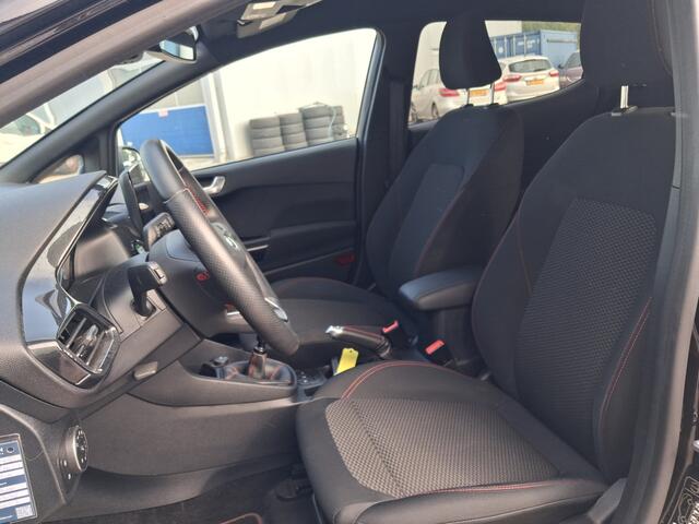 Ford FIESTA 1.0 EcoBoost ST-Line X | Nieuw Binnen! | Stoelverwarming | Navi | Sensoren