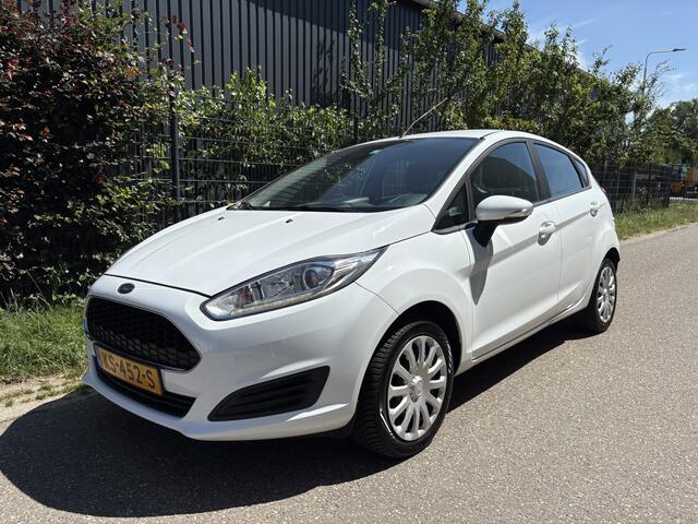Ford FIESTA 1.0 Style / 5-DEURS / AIRCO / NAVI / 158dkm! NAP!