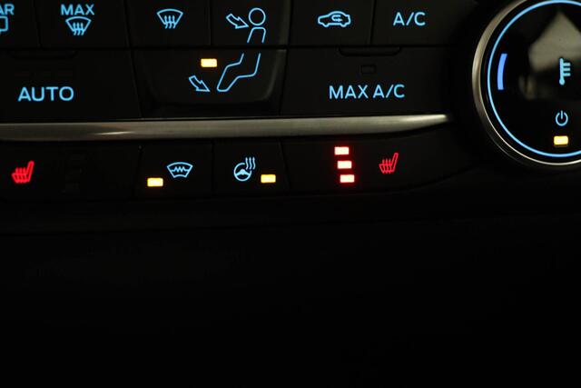 Ford FIESTA 1.0 EcoBoost Hybrid Titanium | WINTER / COMFORT- PACK | LED | DAB