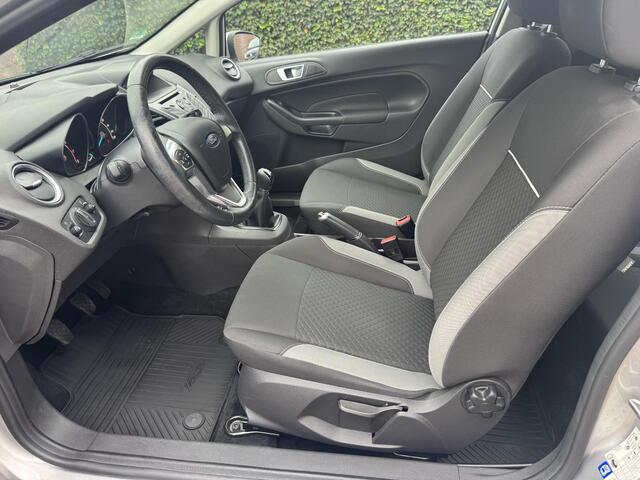 Ford FIESTA 1.0 EcoBoost Titanium PDC-Stoelverwarming-AC-Navi