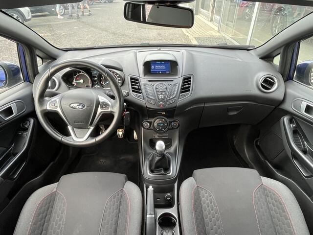 Ford FIESTA 1.0 EcoBoost ST Line 100pk/74kW 6-bak | Camera | Cruise | Navi | PDC | Privacy | Spoiler | Climate | Vooruitverwarming | etc. etc.