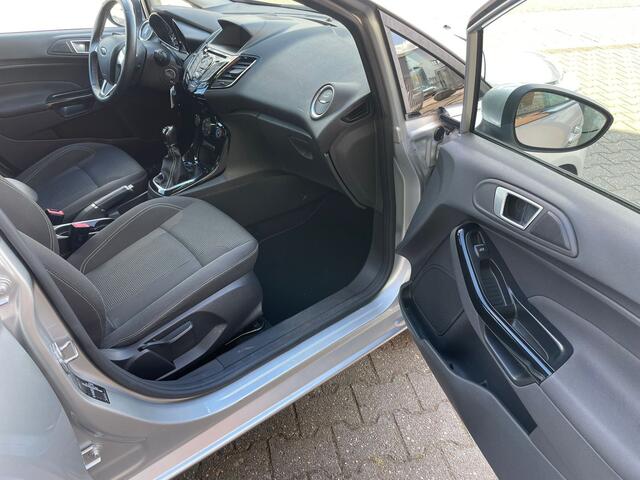 Ford FIESTA 1.0 EcoBoost Titanium Weinig km, als nieuw!