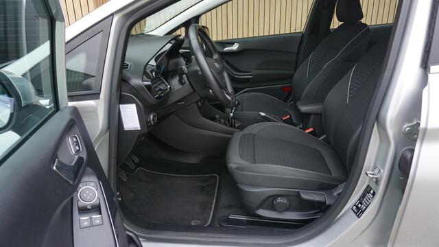 Ford FIESTA 1.0 101pk EcoBoost 5Drs Titanium B&O LED A-Camera 16inch LM Adaptive Cruise *NL auto* 90640km!