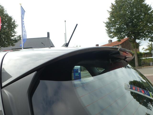 Ford FIESTA 1.0 EcoBoost Connected Android Auto/ Carplay, Clima, 17" St Velgen, Pdc achter