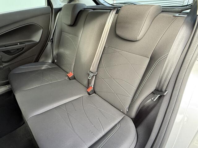 Ford FIESTA BWJ 2016 | 1.0 81PK Style | NWE APK | AIRCO | NAVIGATIE | CRUISE | RADIO/CD |