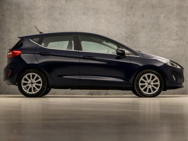 Ford FIESTA 1.0 EcoBoost Titanium Sport (APPLE CARPLAY, GROOT NAVI, CLIMATE, SPORTSTOELEN, LED KOPLAMPEN, LM VELGEN, CRUISE, DAB+, LANE ASSIST, NIEUWSTAAT)
