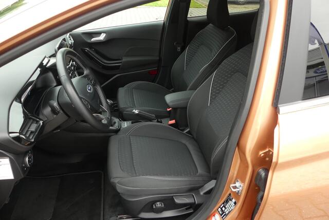 Ford FIESTA 1.0 EcoBoost Titanium TREKHAAK, B&O, ADAPT. CRUISE, CLIMA, CAMERA, NAVI, LANE ASSIST, 27.833KM