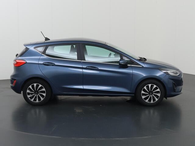 Ford FIESTA 1.0 EcoBoost Hybrid Titanium | Navigatie | Climate Control | Parkeersensoren | Cruise Control |