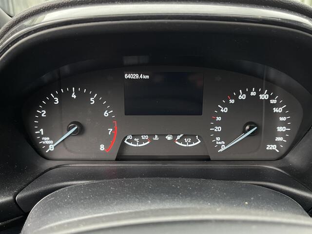 Ford FIESTA 1.0 EcoBoost Hybrid ST-Line X 18''/Panoramadak/Adaptieve cruise/Keyless/Camera/Blindspot/DAB/Apple Carplay & Android Auto/Stoel+stuur+voorruit verwarming