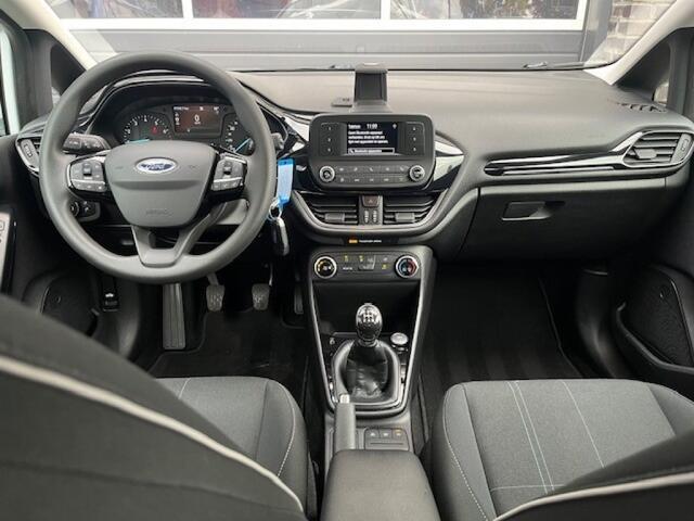 Ford FIESTA 1.1 TREND 5DRS AIRCO - CRUISE - PDC ORG. NL