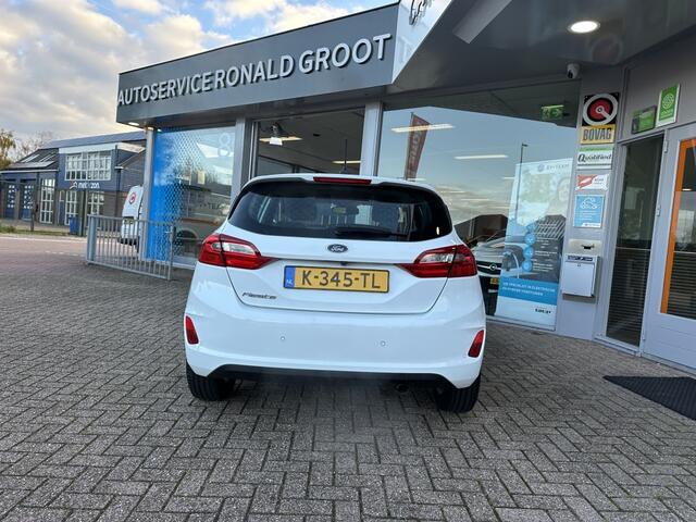 Ford FIESTA 1.0 EcoB. Titanium | Warmtepakket | Cruise | Airco | Carplay