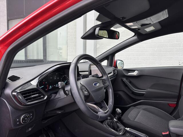 Ford FIESTA 1.0i EcoBoost Active X 6-Bak 95 PK. Nieuwe auto !!! Slechts 52.000 KM !!