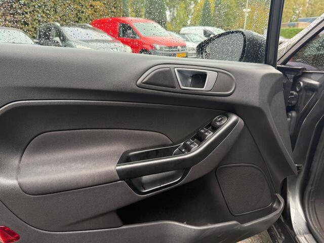 Ford FIESTA 1.0 EcoB. 100pk ST-Line,Stoelverw,Camera,Clima,Cruise,Navi,PDC