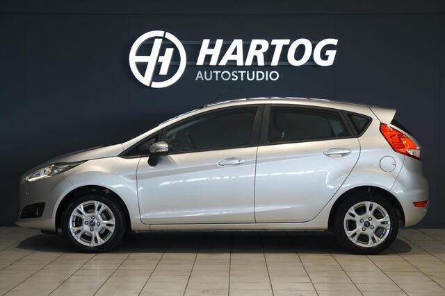 Ford FIESTA 1.0 Style Ultimate + DEALER ONDERHOUDEN / SENSOREN / NAVIGATIE