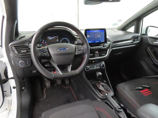 Ford FIESTA 125pk EcoB Hybrid ST-Line X Panoramadak Full Options Winter Parking B&O pack Dealeronderhouden NL-Auto