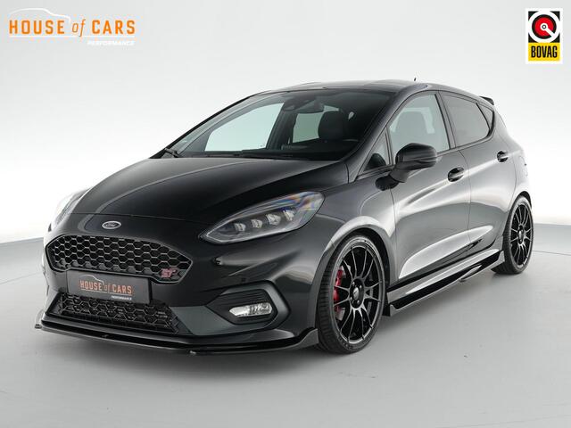 Ford FIESTA 200pk ST-3 |Milltek dual outlet|O.Z Racing 18"|Maxton splitterset|B&O|Apple Carplay|LED|cruise control|stoelverwarming|parkeersensoren|