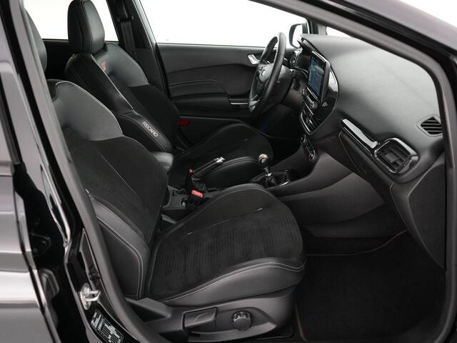 Ford FIESTA 200pk ST-3 |Milltek dual outlet|O.Z Racing 18"|Maxton splitterset|B&O|Apple Carplay|LED|cruise control|stoelverwarming|parkeersensoren|