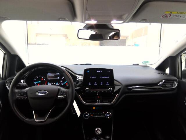 Ford FIESTA 1.0 EcoBoost Titanium Trekhaak Climat Cruise Apple Car Play Dealeronderhouden 5drs