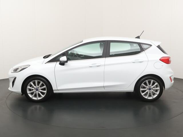 Ford FIESTA EcoBoost 100PK Titanium | All season | Cruise I Climate I Parkeersensoren |