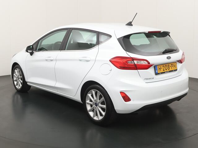 Ford FIESTA EcoBoost 100PK Titanium | All season | Cruise I Climate I Parkeersensoren |