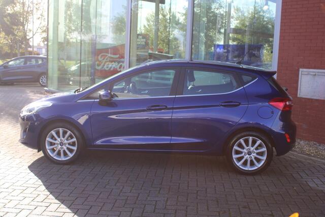Ford FIESTA 1.0 EcoBoost 100 PK Titanium | Inclusief nieuwe distributie i.c.m. afleverpakket | Navi | Cruise | Climate control