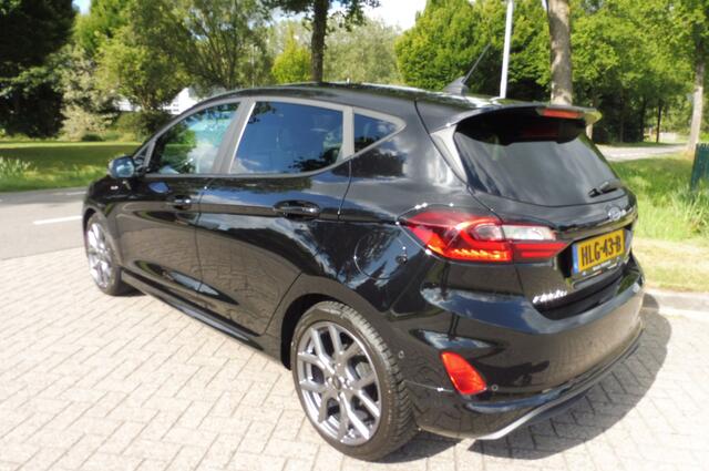 Ford FIESTA 125pk EcoBoost Hybrid ST-Line X Bomvol opties in nieuwstaat