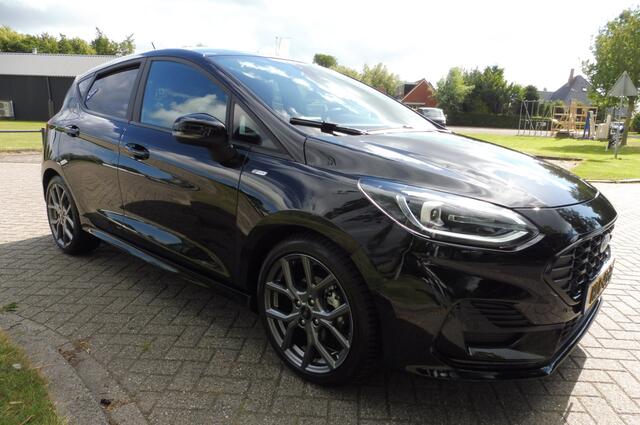 Ford FIESTA 125pk EcoBoost Hybrid ST-Line X Bomvol opties in nieuwstaat