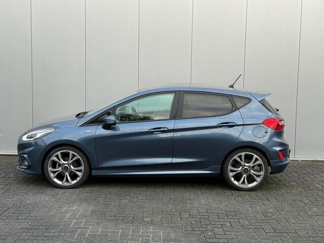 Ford FIESTA 100pk EcoBoost ST-Line | 18inch | Trekhaak | Voorrruitverw. | Clima | Grote Spoiler | PDC achter | Dab |