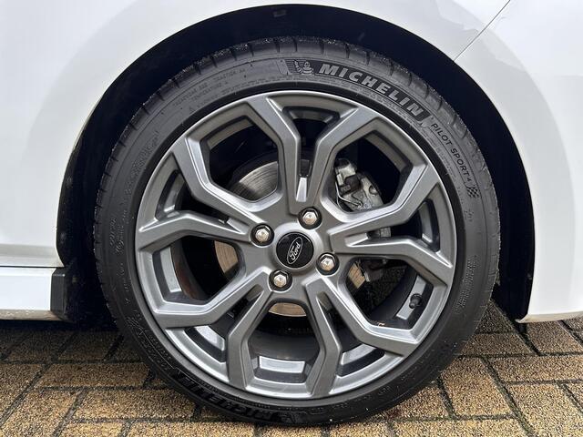 Ford FIESTA 1.0 EcoBoost ST-Line l Adaptive l CarPlay l Lane Assist l Keyless l