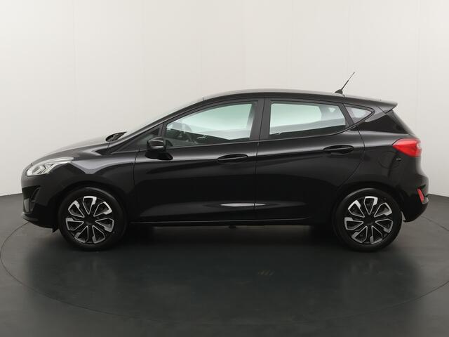 Ford FIESTA 1.1 85PK Trend | Airco | Cruise | Parkeer sensoren A | Navi | Apple/Android CarPlay |