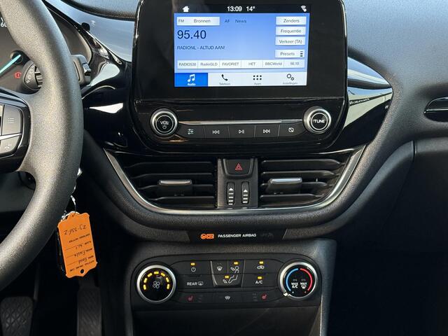 Ford FIESTA 1.1 Trend | Parkeerhulp | Apple Carplay | Winterpack | Winterbanden
