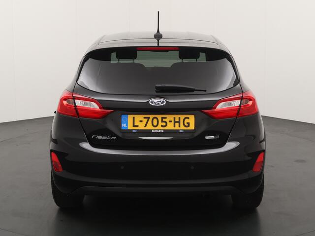 Ford FIESTA 125pk EcoBoost Hybrid Titanium Adapt. Cruise | B&O | Keyless | Camera | Apple/Android CarPlay | BLIS |