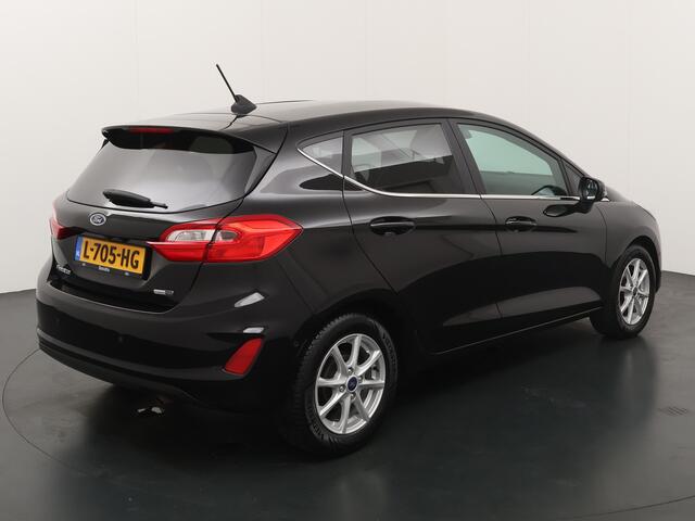 Ford FIESTA 125pk EcoBoost Hybrid Titanium Adapt. Cruise | B&O | Keyless | Camera | Apple/Android CarPlay | BLIS |