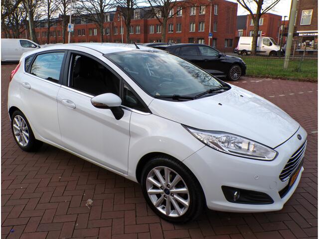 Ford FIESTA 1.0 EcoBoost Titanium AUTOMAAT CAMERA CRUISECONT NAV TELEFOON..