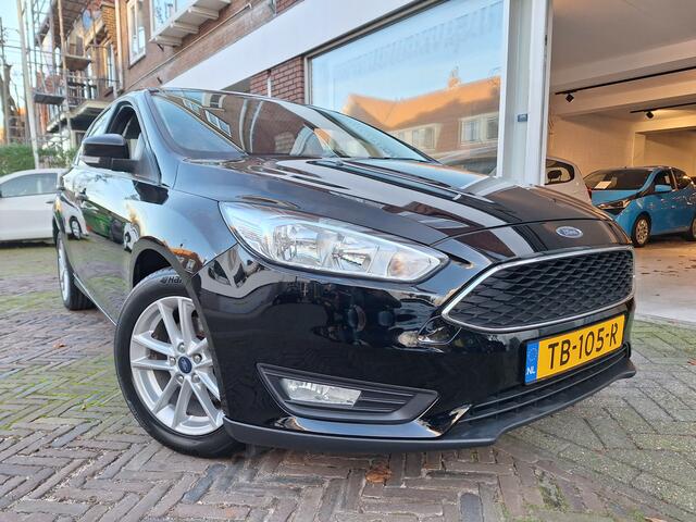 Ford FOCUS 1.0 EcoBoost Edition 5Drs /69.000 Km/Navi/Apple/Android/Pdc/Cruise/NAP/garantie