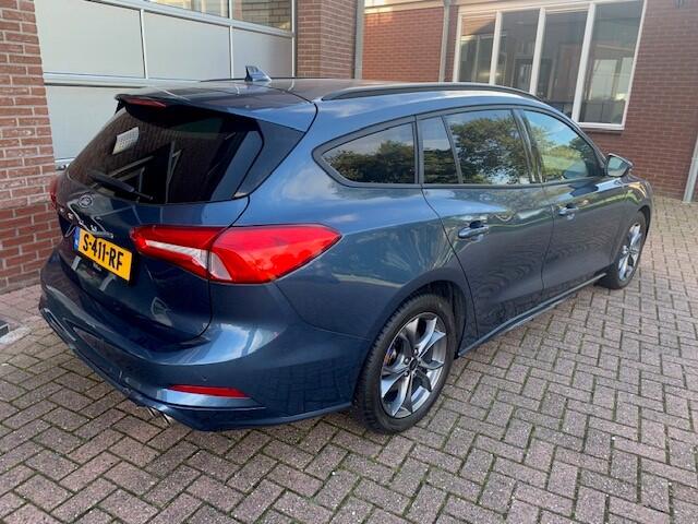Ford FOCUS Wagon 1.0 EcoBoost Hybrid ST Line X Business