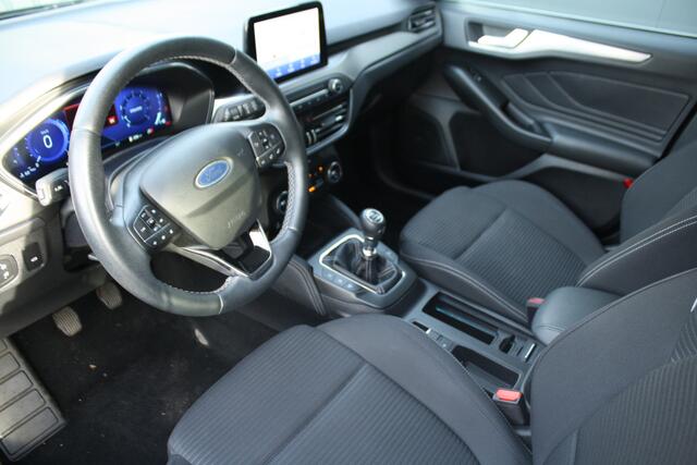 Ford FOCUS Wagon 1.0 EcoBoost Hybrid Titanium X Business