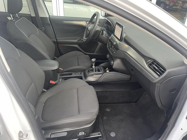 Ford FOCUS Wagon 1.0 EcoBoost Titanium Business Stoel/|Stuur Verwarming | Topstaat!