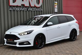 ford-focus-focus-st-2.0-ecoboost