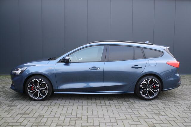Ford FOCUS Wagon 1.5 EcoBoost ST Line Business - NAVIGATIE - CAMERA - LED - KEYLESS - PDC